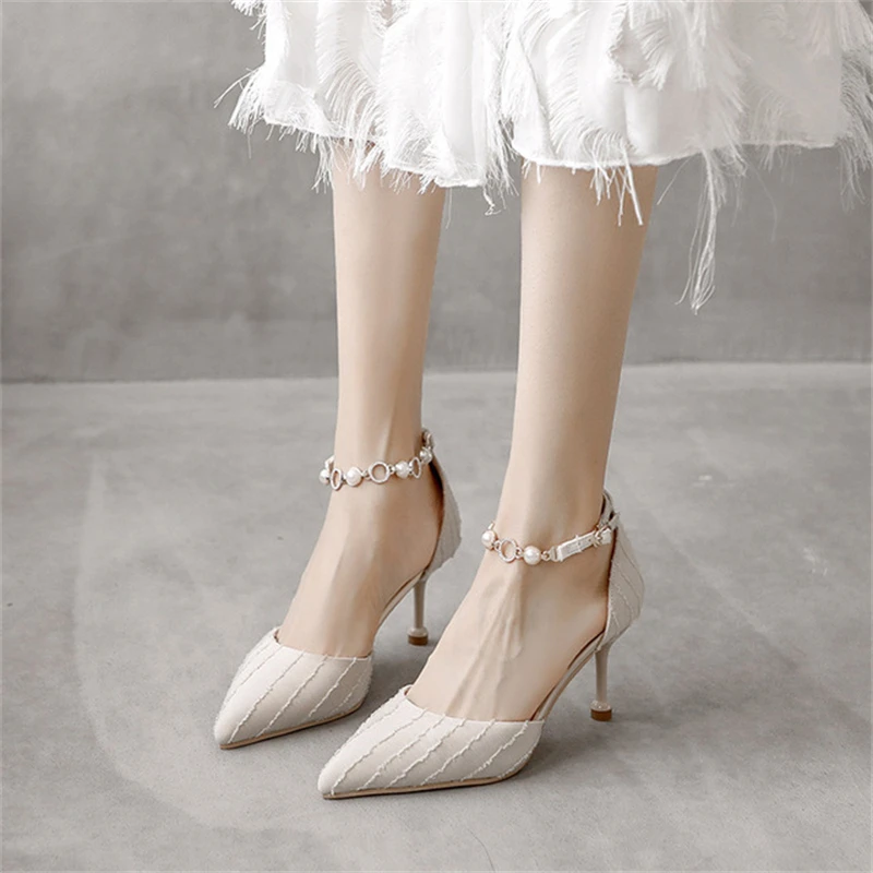 

Туфли женские на высоком каблуке-шпильке с острым носком