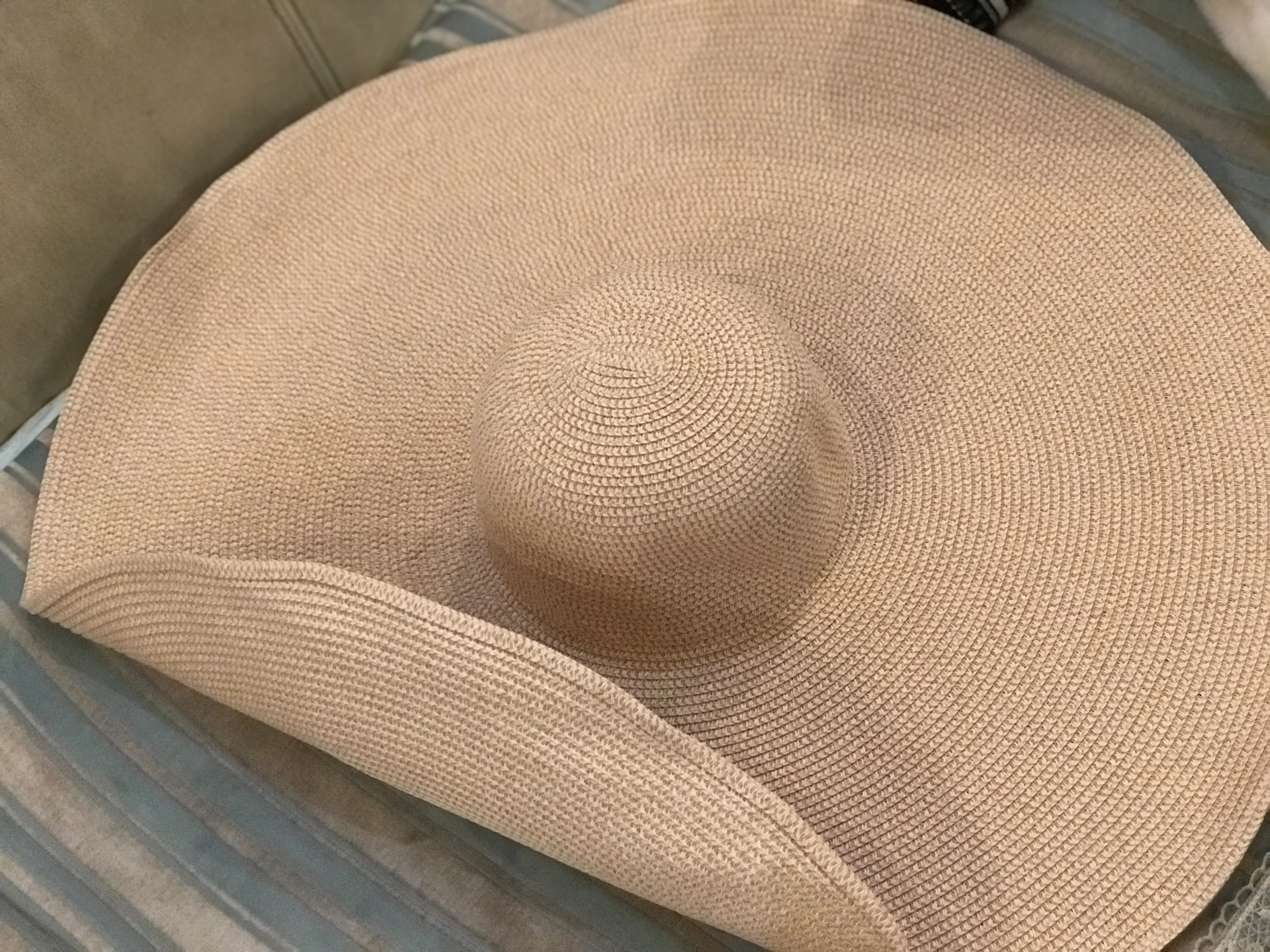 Женская пляжная кепка с большими полями 01812 shi летняя для отдыха 25 см|Женские