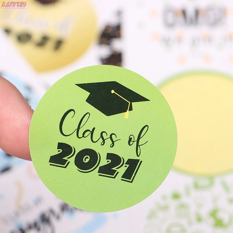 Окончание окончания учебного сезона Поздравление со школьным раньем наклейка с