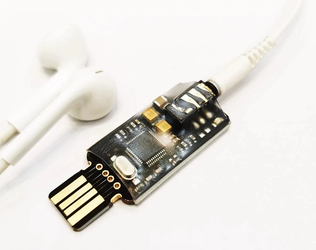 

Drive-free USB sound card desktop computer Raspberry Pi notebook sound card CM108B USB sound card chip