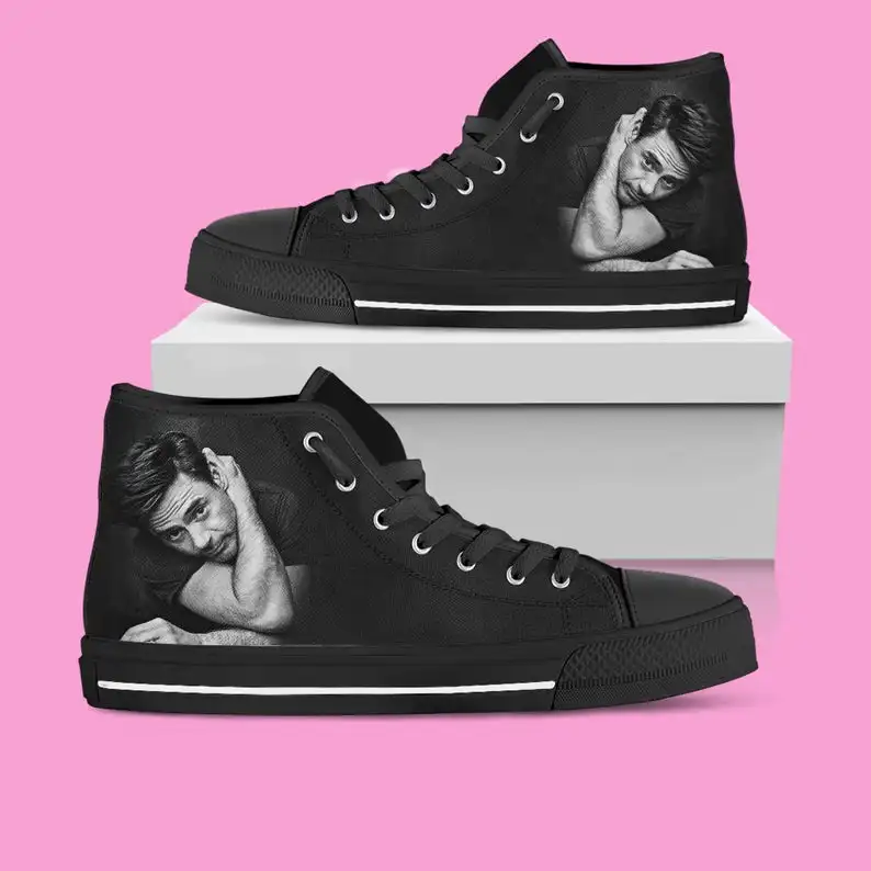 

Robert Downey Jr Hi Tops Mens Womens Designer Leisure Sneakers Men Casual Canvas Shoes