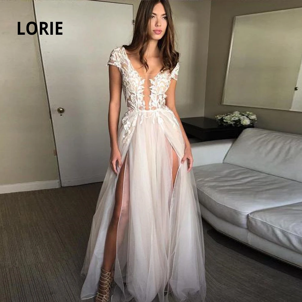 Платья Свадебные из мягкого фатина с V образным вырезом и открытой