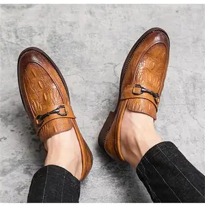 XQWFH осенние мужские свадебные классические туфли ручной росписи коричневые черные лоферы с кисточками натуральная кожа без застежки мужские повседневные деловые