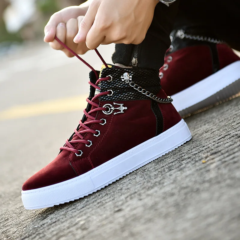 

High Quality Men Vulcanized shoes New High Top Canvas Casual shoes Men Autumn Leather Sneakers Metal Chain Plus Size Male Flats