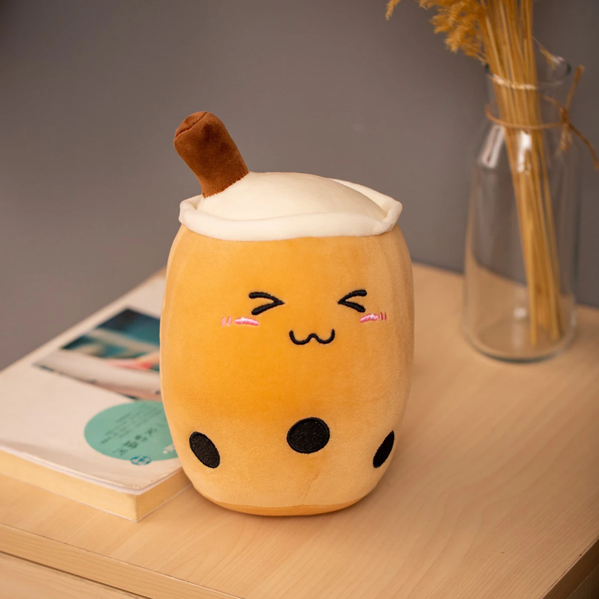 Милая мультяшная плюшевая подушка с чайной чашкой 24 см присосками Реалистичная