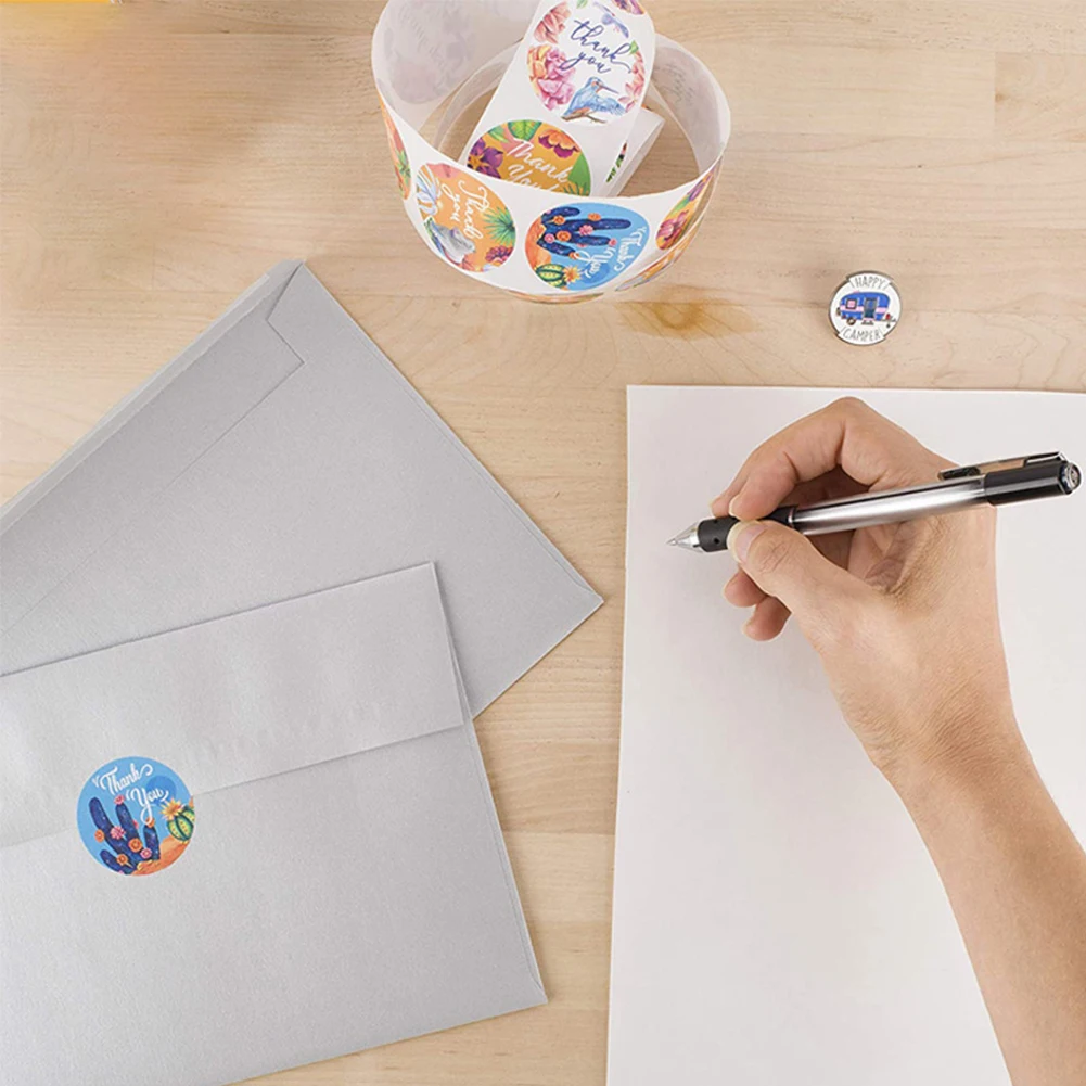 

500pcs/roll Gift Packaging Scrapbooking Animal Flower Pattern Sealing Party Round Thank You Sticker For Envelope Labels Portable