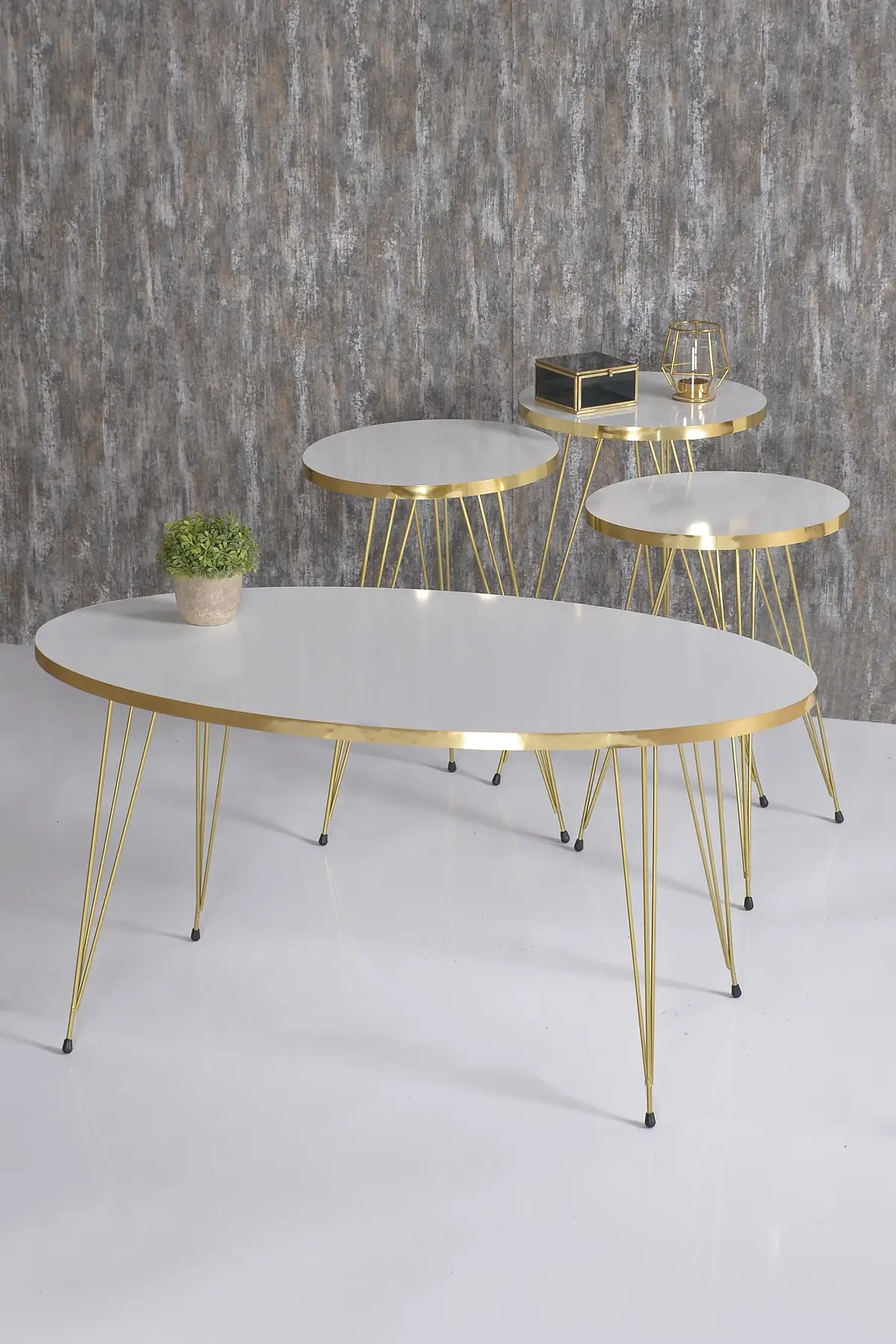

Zigon Coffee Table And Medium Coffee Table White Ellipse Set Wire Foot Gold