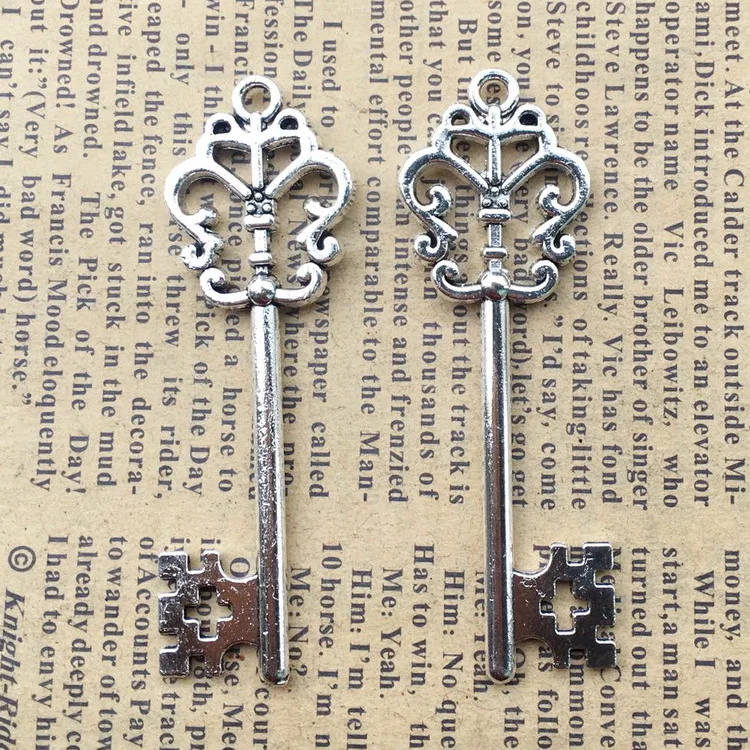 

6pcs/Lot 18x57mm New Arrival Key Hollow Alloy Charms Antique Silver Color Pendants for DIY Jewelry Making Charm
