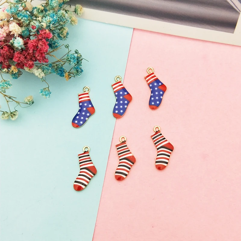 10pcs/bag Enamel Striped Socks Pendants Charms Cute Stars Socks Metal Charms For DIY Jewelry Earring Accessories Christmas Gifts