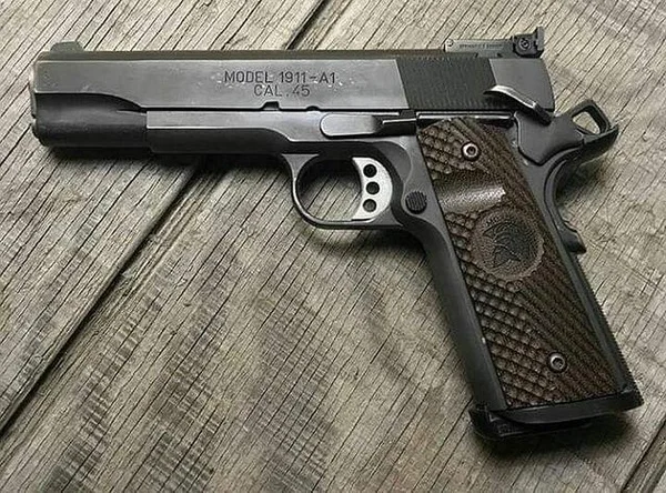 Ручной пистолет и пули размера M1911A1, пистолет Colt, пистолет, пистолет  для пустыни, табличка, домашний металлический жестяной знак - купить по  выгодной цене | AliExpress