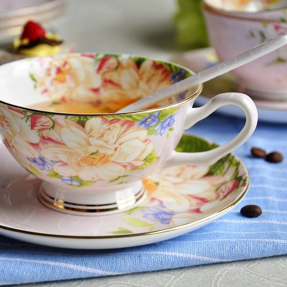 Набор керамических кофейных чашек фарфоровые чайные чашки и блюдца с ложкой
