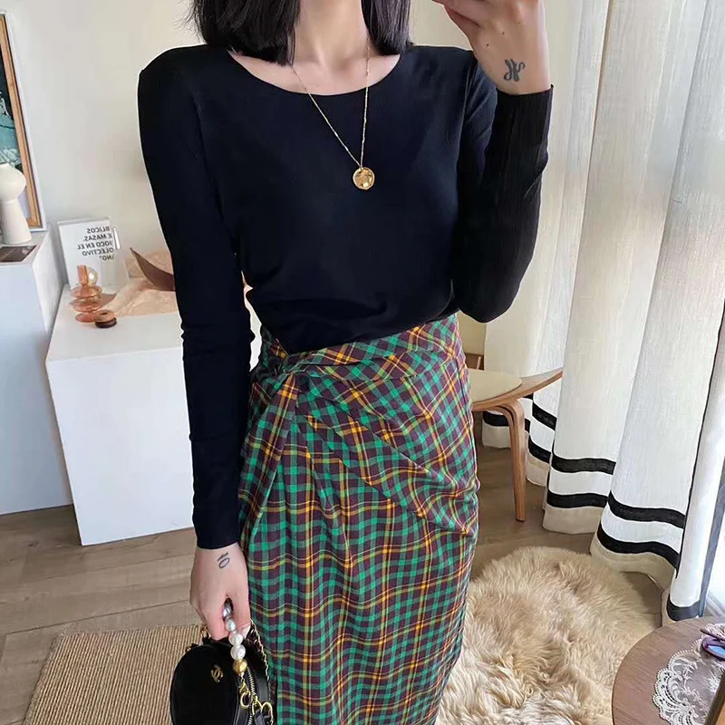 Женская хлопковая футболка однотонная эластичная повседневная с длинным