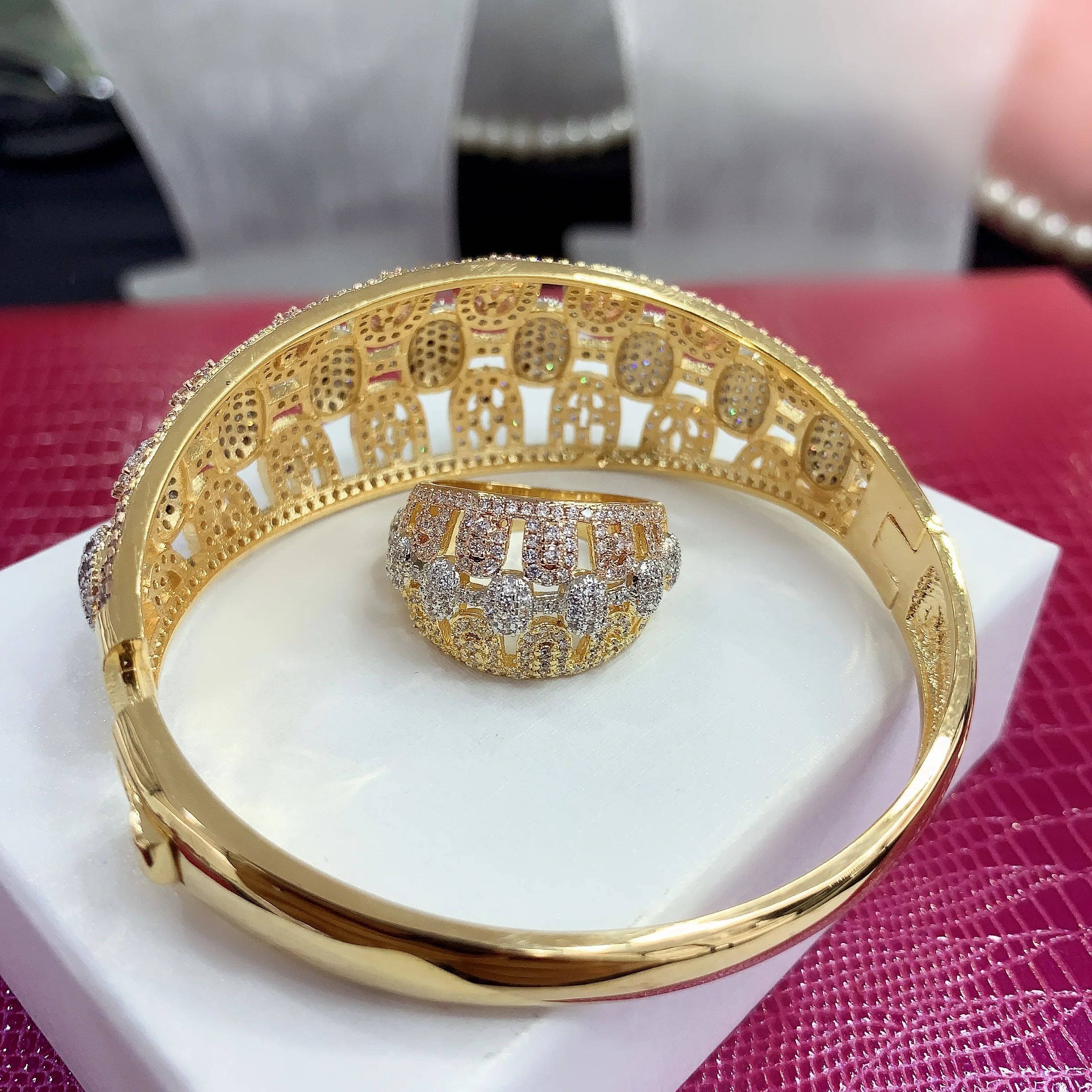 Роскошный модный классический трехцветный браслет с кольцом из меди и циркона