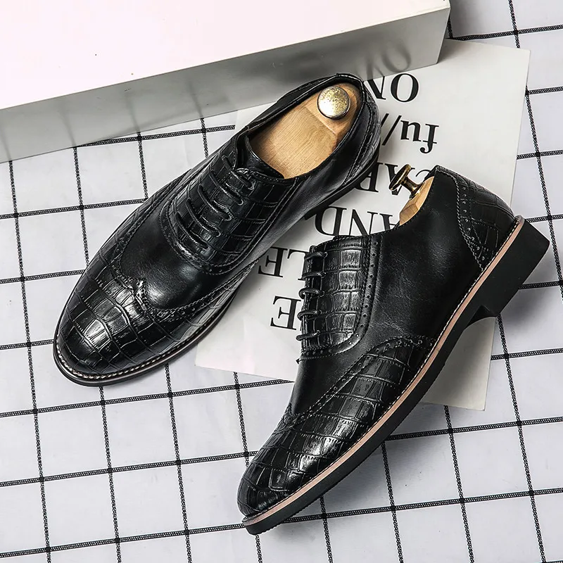 

Handmade Trend Formal Shoes Men's Casual Leather Bullock Party Office Business Wear-resistant Oxford Men New 2021 Non-slip