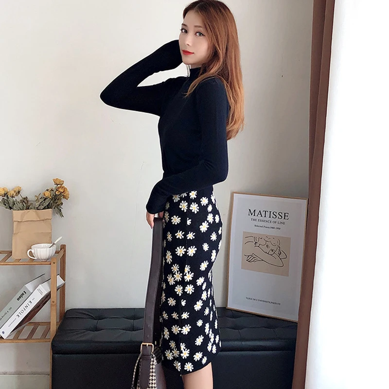 

SURMIITRO 2021 Autumn Winter Knitted Black Daisies Floral Midi Skirt Women Korean Style High Waist A Line Pencil Skirt Female