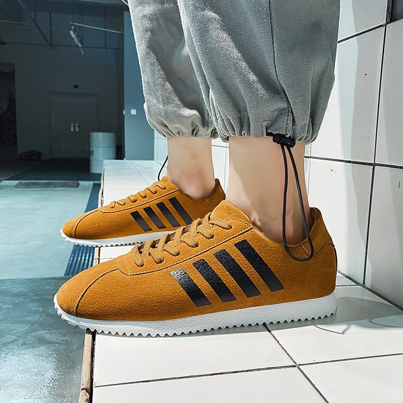

Men Casual Shoe Lightweight Sneakers Lace-up Running Shoes Men Comfortable Outdoor Breathable Flats Jogging Sport Footwear