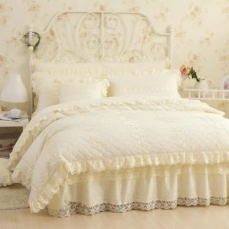 

Cotton Lace Princess style Luxury Bedding set Soft Warm Winter Bedclothes 4/6Pcs Full Queen King size Bed skirt Duvet Cover set