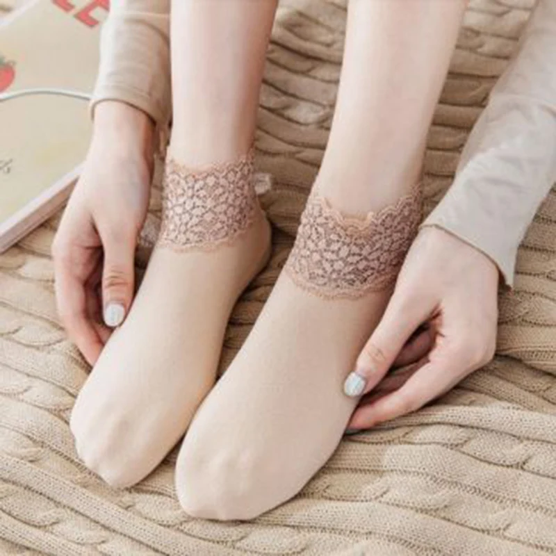 

(2Piece)Fluffy socks floor socks lace lace shallow mouth invisible ship socks winter frosted warm women's socks