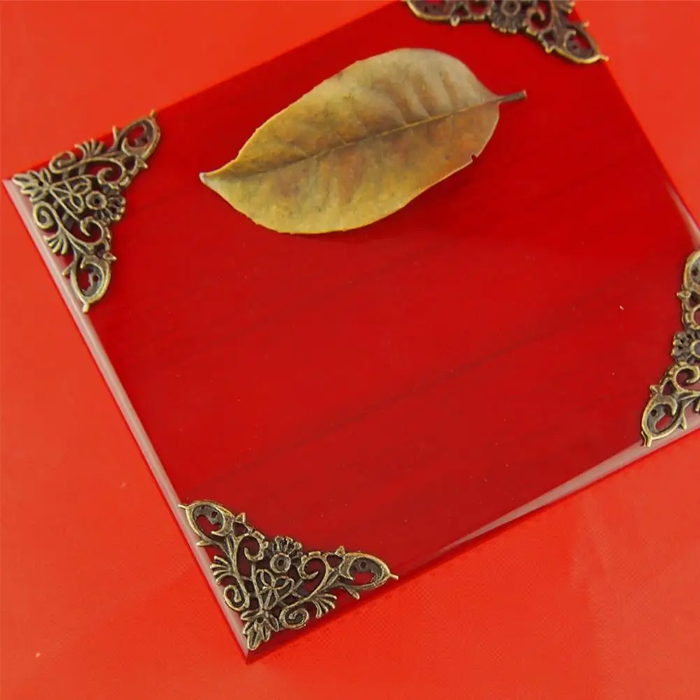 

4pcs Metal Corner Brackets Bronze Color Corner Brackets for Photo Frame Furniture Protector Decorative