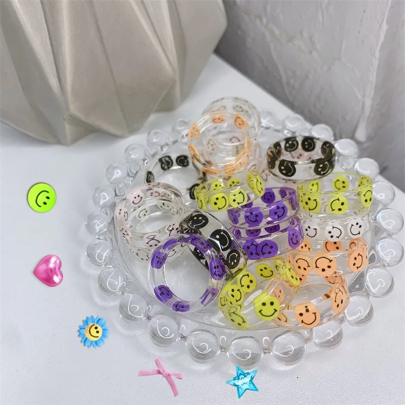 

Transparent Smiley Rings Yellow Black White Purple Resin Acrylic Rhinestone Geometric Round Rings Set for Women Jewelry Travel