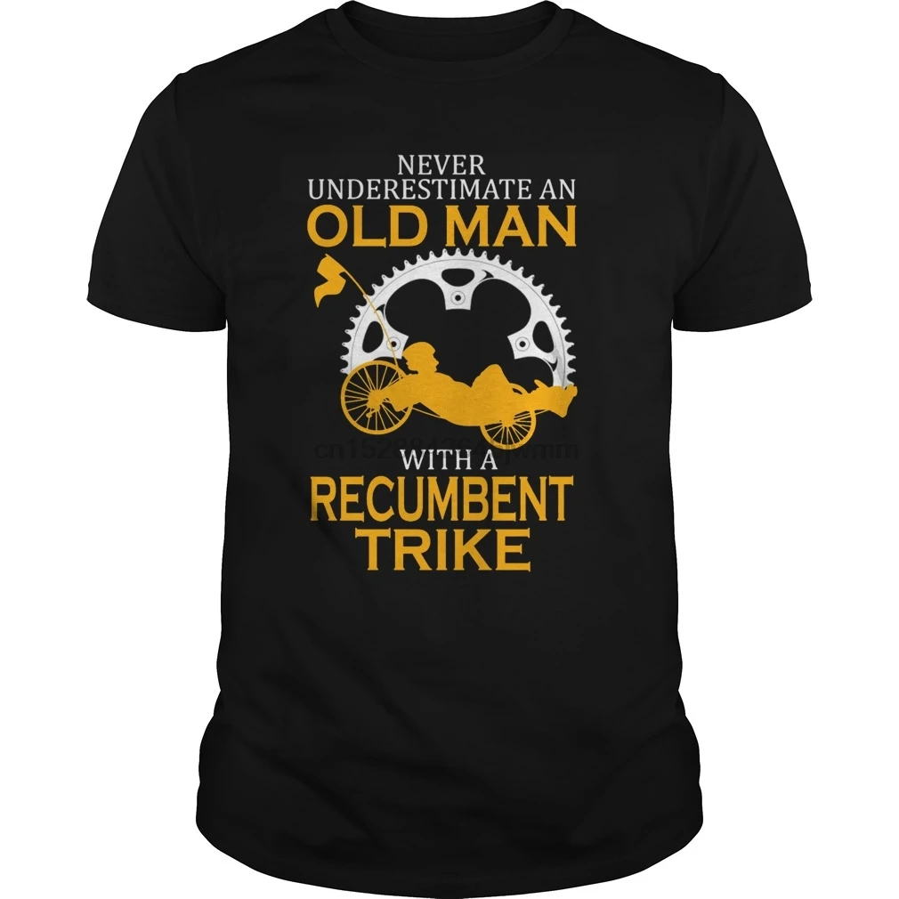 Мужская футболка с надписью Never underassed an Old Man with a Recumbent Trike классная принтом