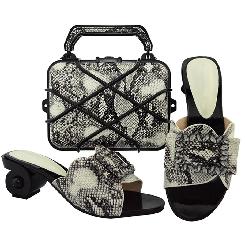 Новое поступление комплект из итальянской обуви с подходящими сумками