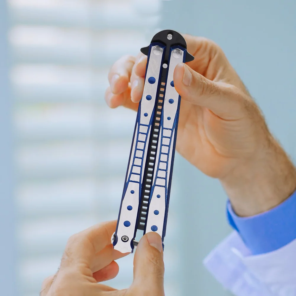 

1pc Practice Training Cutter Portable Dull Pocket Trainers without Blades