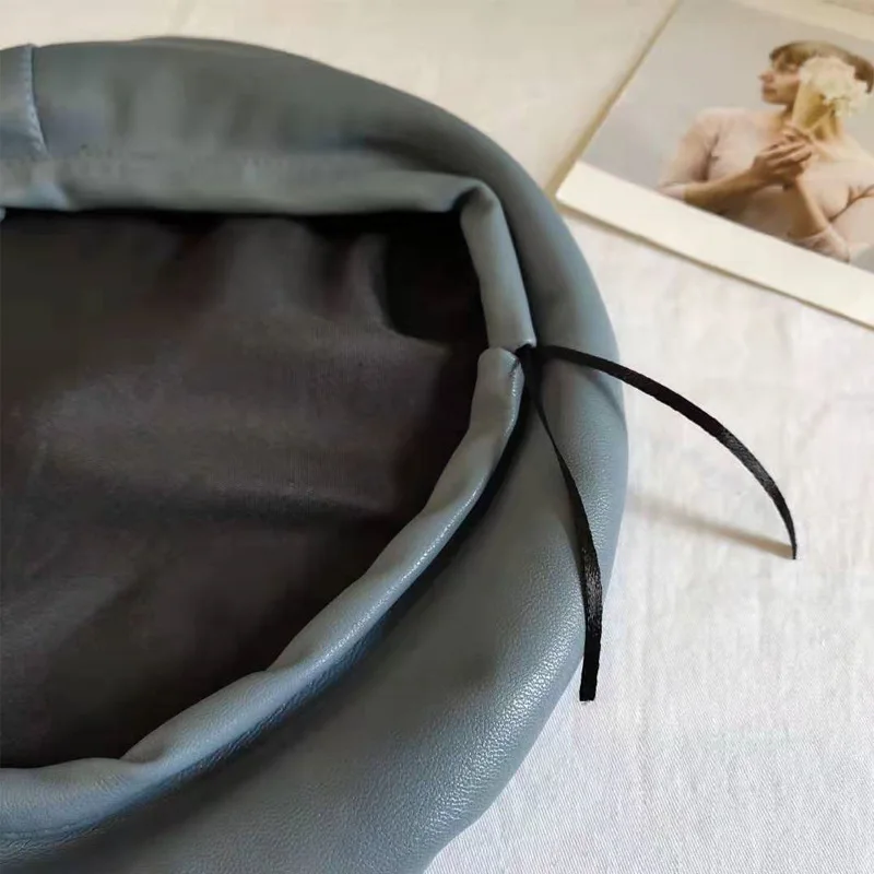 Женская модная винтажная однотонная Шапка-берет из искусственной кожи, зимняя шапка французского художника, Теплая Шапка-бини, шапка для художника, женские дорожные береты