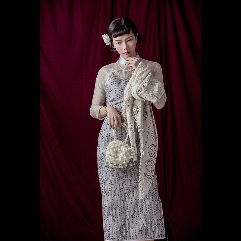 

Микро-сквозь элегантный женский вкус, восстанавливающий древние путь qiu dong, соединяющий Ципао