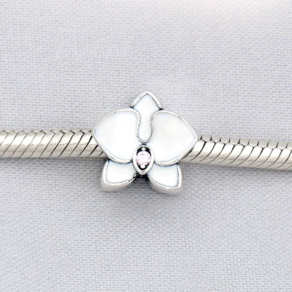 Оригинальный цветок орхидеи из белой и красной эмали с хрустальными бусинами