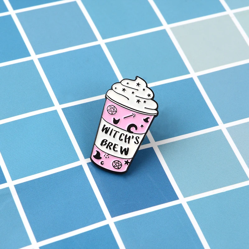 Розовый кружка Pin ведьмочки палочка шляпу пентаграмма Луна броши в виде ведьмы