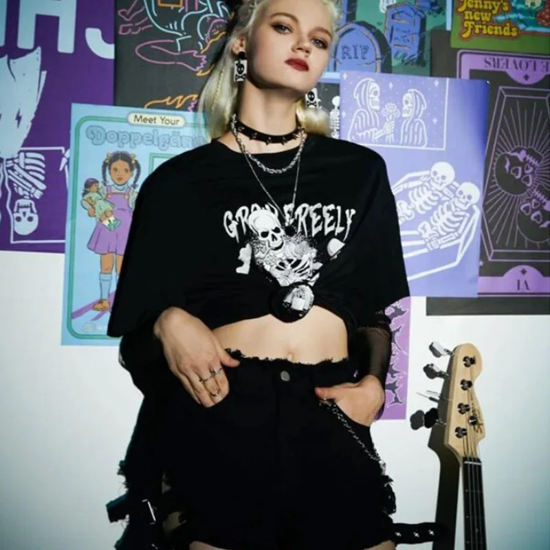 Summer Goth Female Tee Aesthetic Loose men and womenT-shirt Punk Dark Grunge Streetwear gothic Top T-shirts Harajuku y2k Clothes | Женская