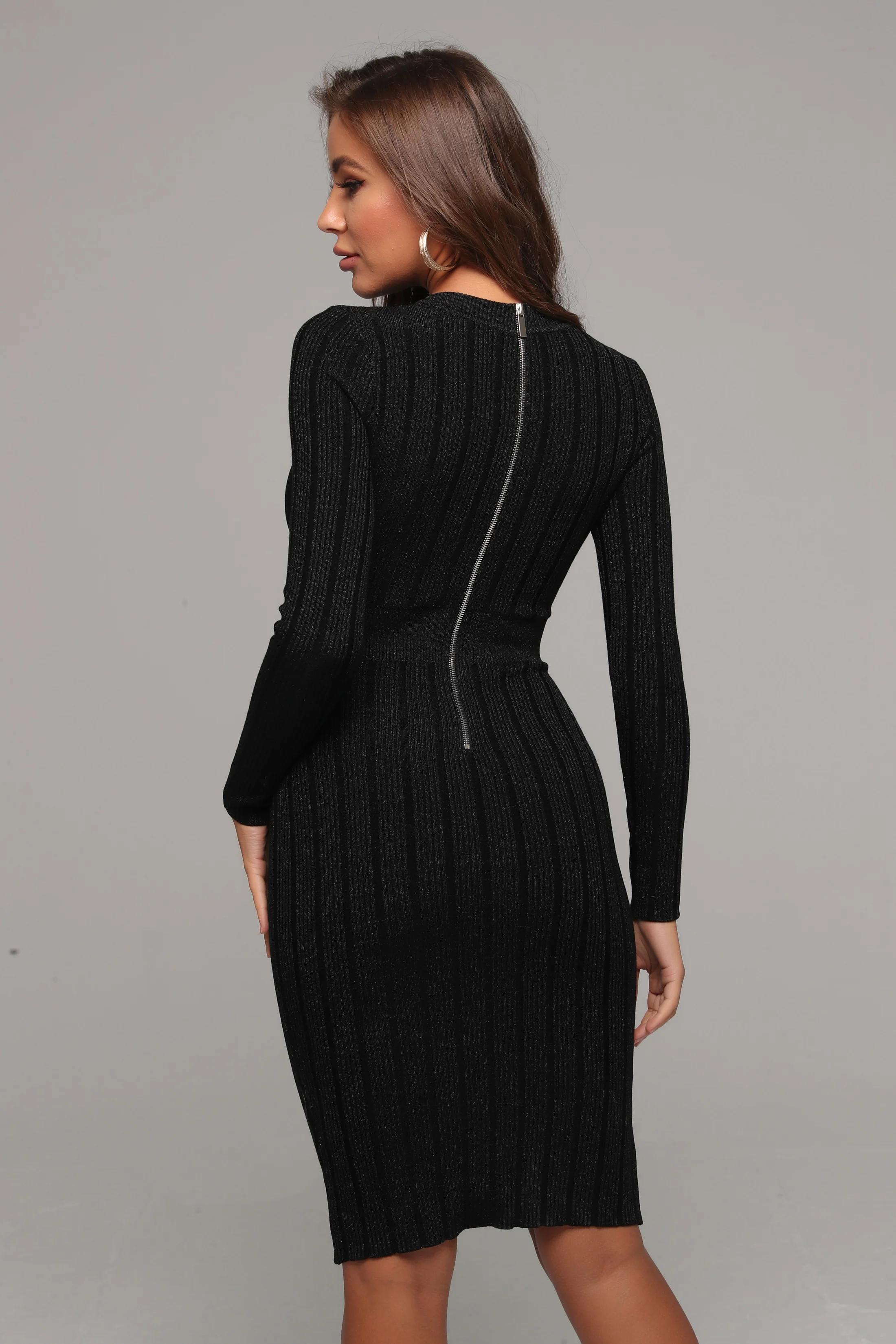 

2020 Fashion Winter Women Mini Party Dress Vestidos Female Sexy O Neck Key Hole Sparkly Button Black Rayon Bodycon Bandage Dress