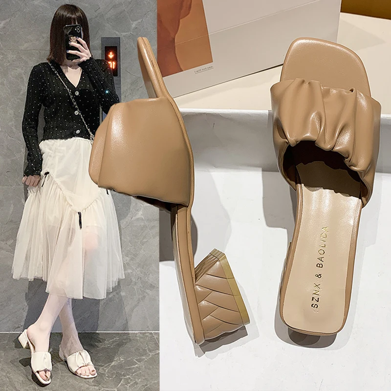 

Slippers Casual Shoes Summer Clogs Woman Square Toe Med Pantofle Slides Luxury Soft Beach Block 2021 PU Hoof Heels Rome Rubber