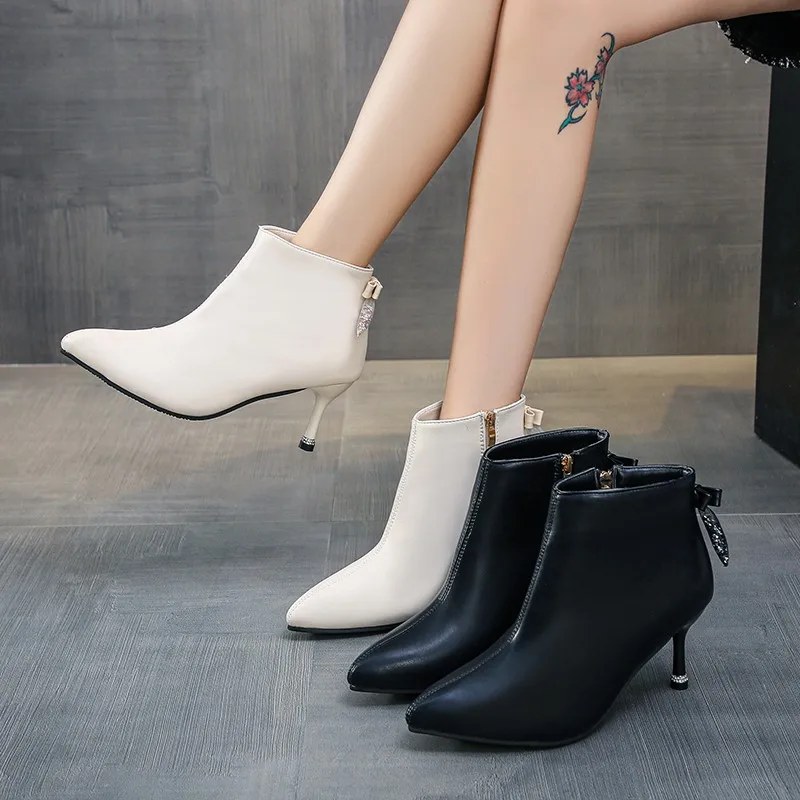 

Beige Boots Children's Short Boots Winter Plus Cashmere 2021 New Anti-kick Metal Toe Stiletto Martin Boots