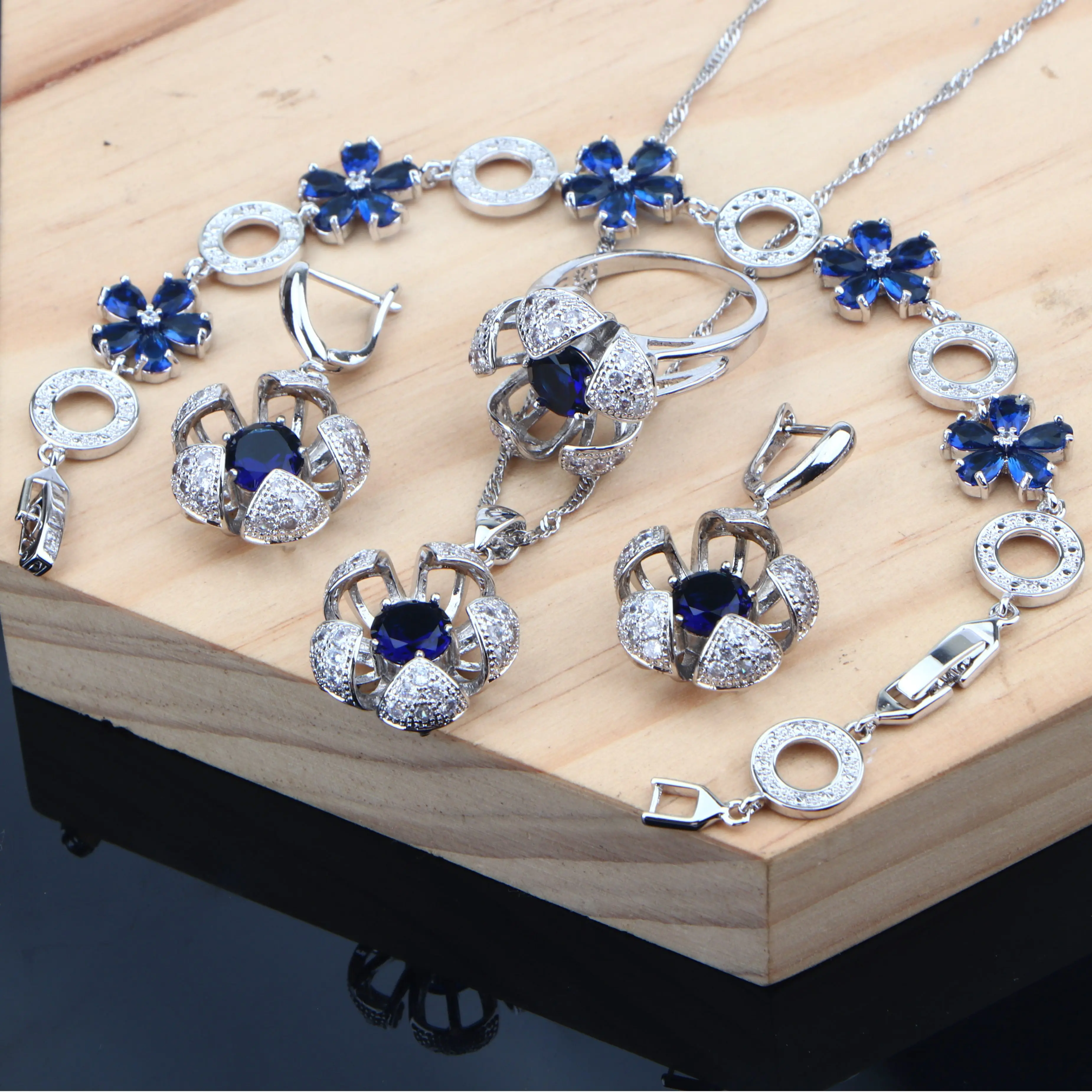 Набор украшений в виде цветка голубой фианит Женские Ювелирные изделия ONO 925