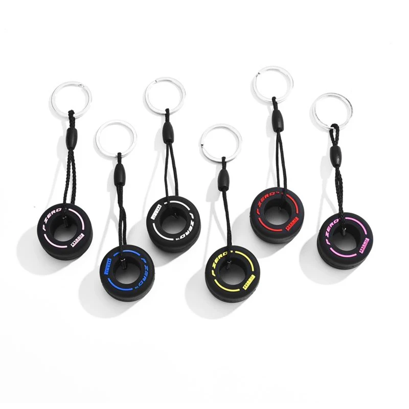 

Брелок с шиной из мягкой резины и ПВХ