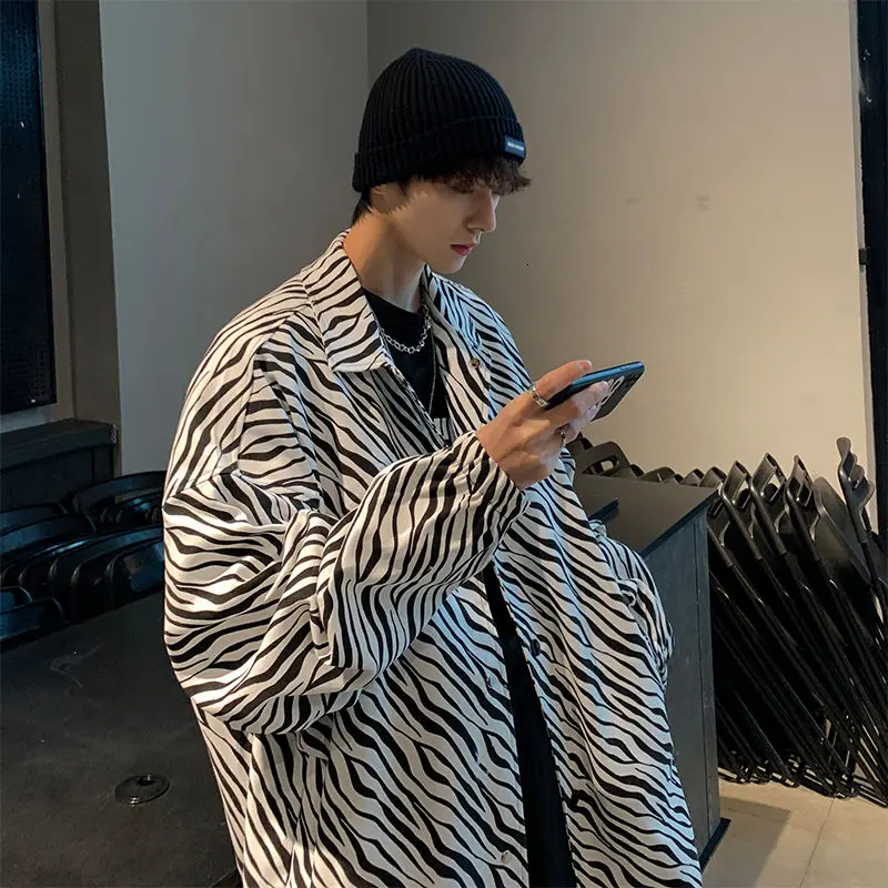 

Новая Корейская версия Instagram весна-осень Ретро стиль порта Harajuku полосатая уличная мода свободная Мужская рубашка с длинным рукавом