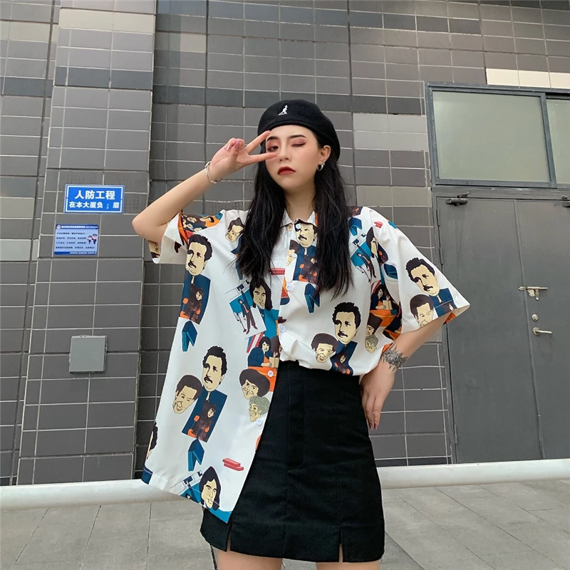 

Women Retro Summer Chiffon Cartoon Print Slim Short Sleeve Lapel Single Buckle Casual Blouse