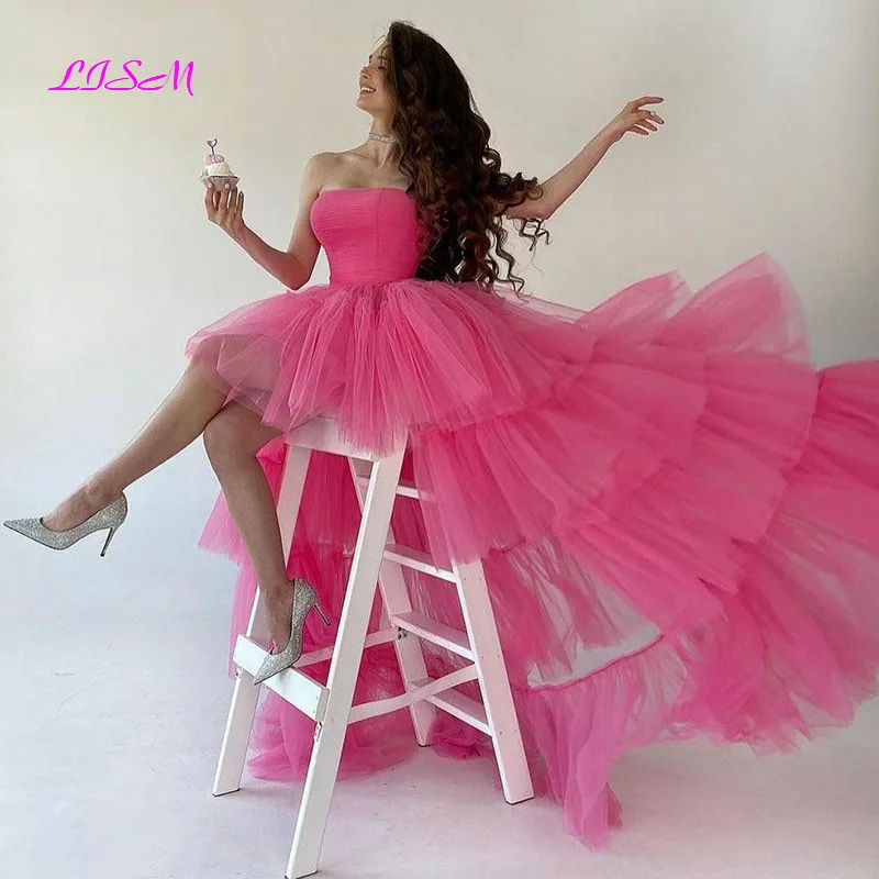 

Pink Ruffles Tulle Prom Dress Strapless High Low Tiered Evening Party Dresses 2021 A-Line Special Occasion Gowns