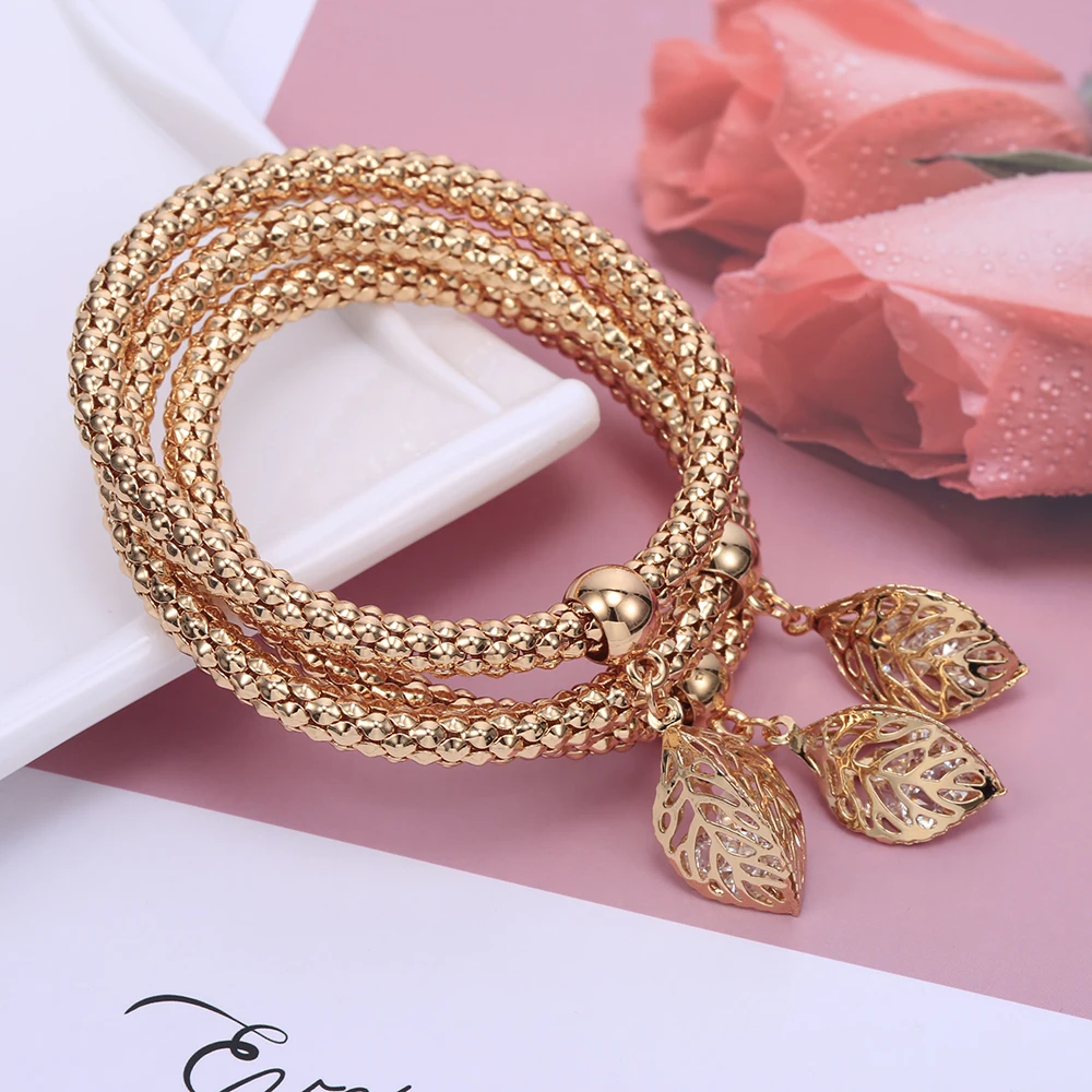 Женский серебристый браслет с подвеской в виде листьев и кристаллами | Украшения