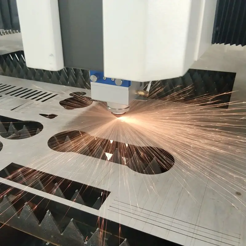 Горячая CNC CO2 волокна металла лазерной резки 3000*1500 мм 4000 Вт