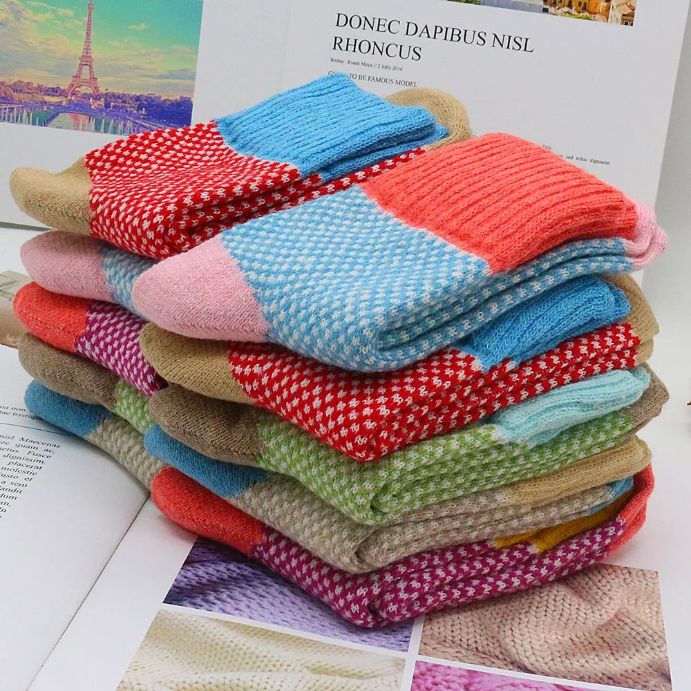 Women's Winter Thickened Warmth Fashion Casual Harajuku Lattice Wool Socks 5 Pair