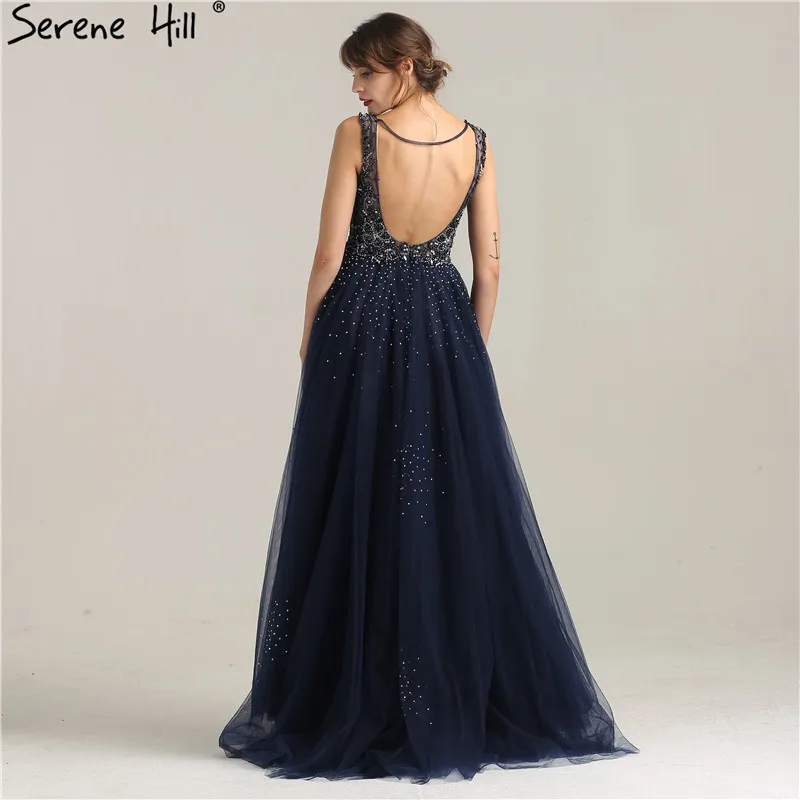 Сексуальное длинное вечернее платье с глубоким v-образным вырезом и открытой