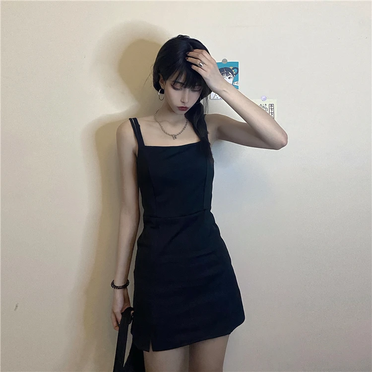 Винтажное летнее платье в стиле панк готика тонкое черное модное с разрезом