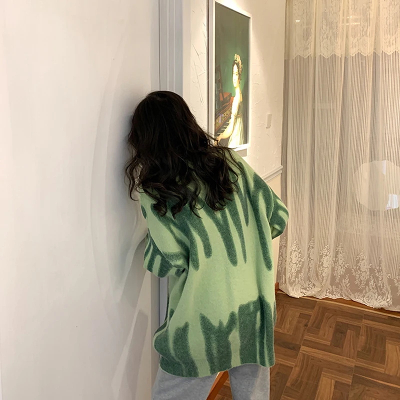 

2021 Elegant Green Striped Print Oversized Pullovers Women Spring O-Neck Loose Long Sweaters Streetwear Warm Outerwear