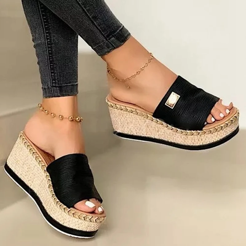 Summer Wedges Slippers Women Platform sandals Fashion High Heeled Shoes Outdoor Beach Sandals Ladies Slides Flip Flop big size