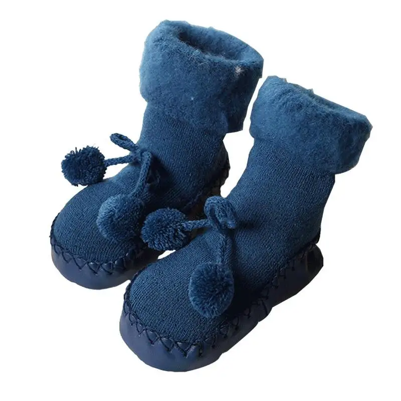 navy blue Новинка; носки-тапочки для малышей; бархатная теплая нескользящая обувь для малышей - Цвет: navy blue