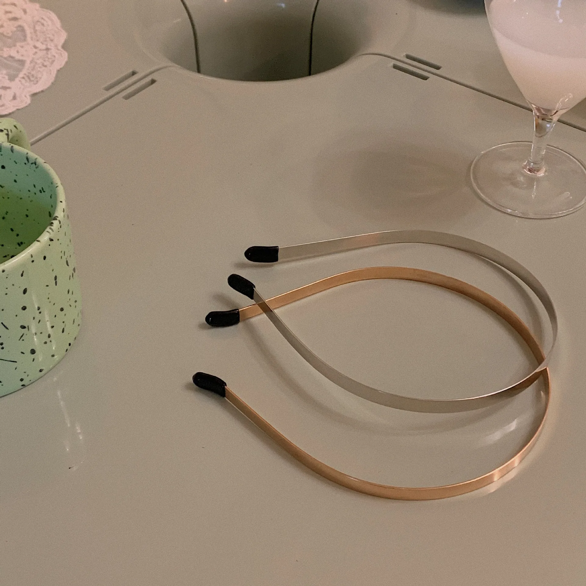 Позолоченные серебряные плоские металлические стандартные простые ободки для