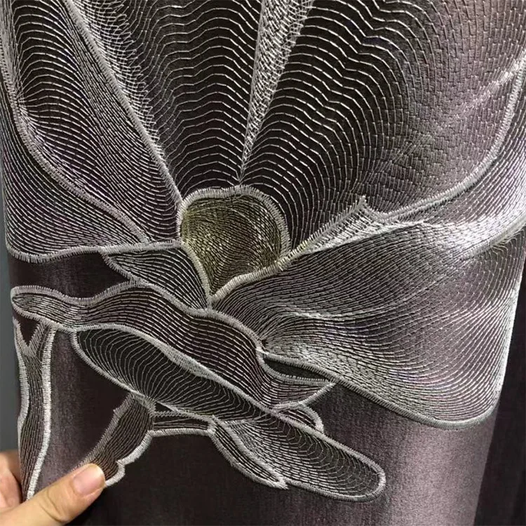 

The New Luxury High-precision Light Embroidered Curtains Living Room Curtains Study Chinese Lotus Curtain